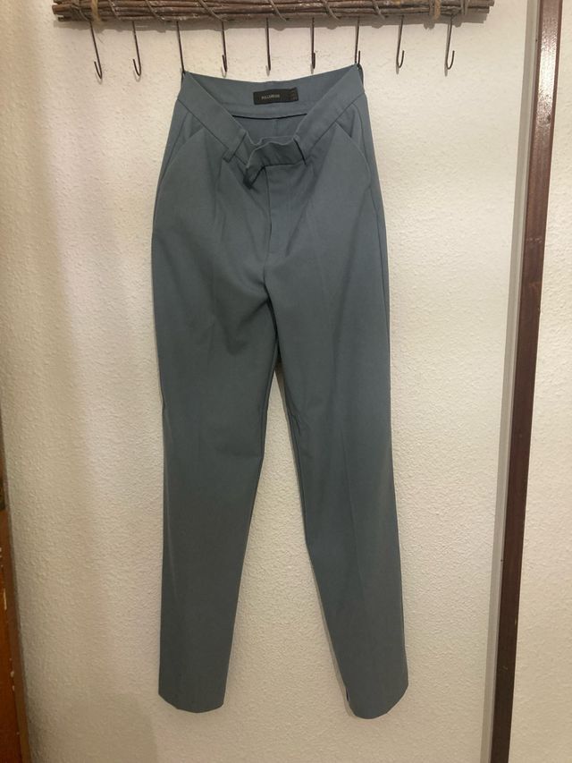 Pantalón de vestir gris PULL&BEAR
