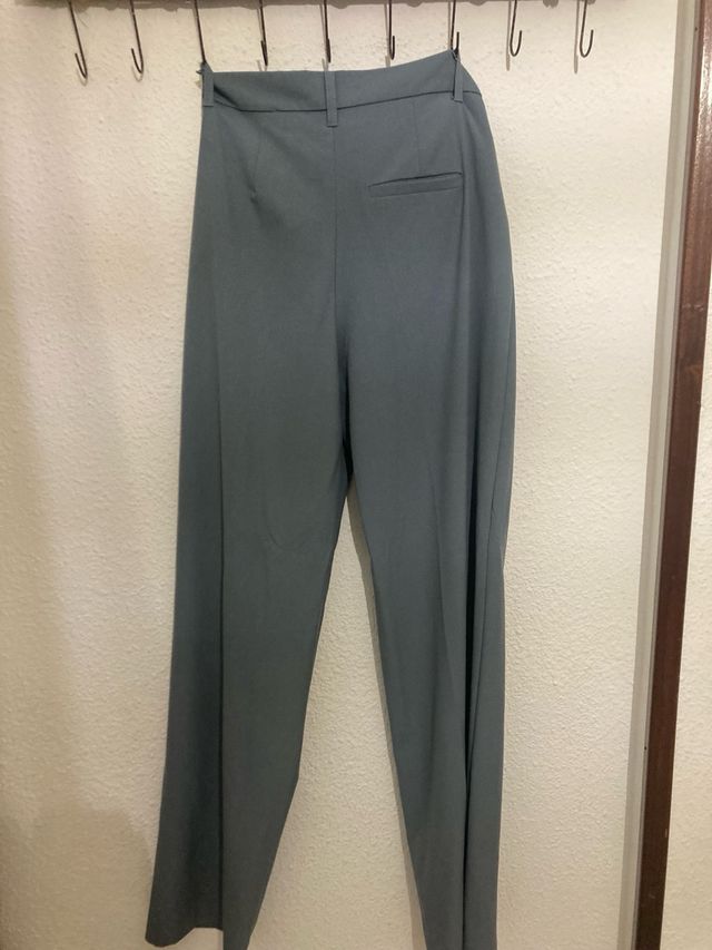Pantalón de vestir gris PULL&BEAR