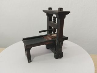 Sacapuntas Imprenta Antigua Playme 970