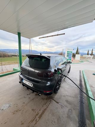 Volkswagen Golf GTI Mk6 2011