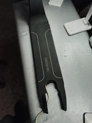 Chasis Cecotec Bongo con pinza de cierre