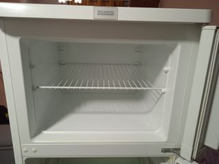 Nevera Zanussi 160cm con Congelador