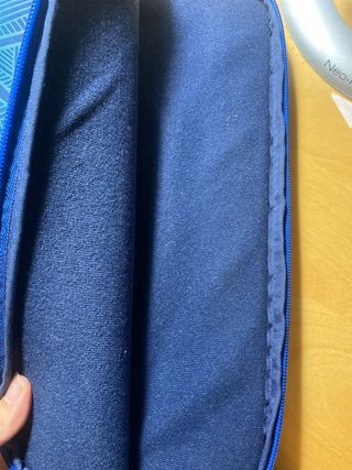 Funda portátil 35x25cm diseño geométrico