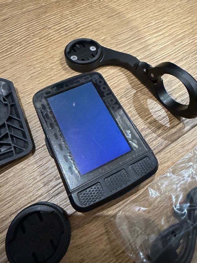 Ciclocomputador GPS Wahoo Elemnt Roam Dañado 
