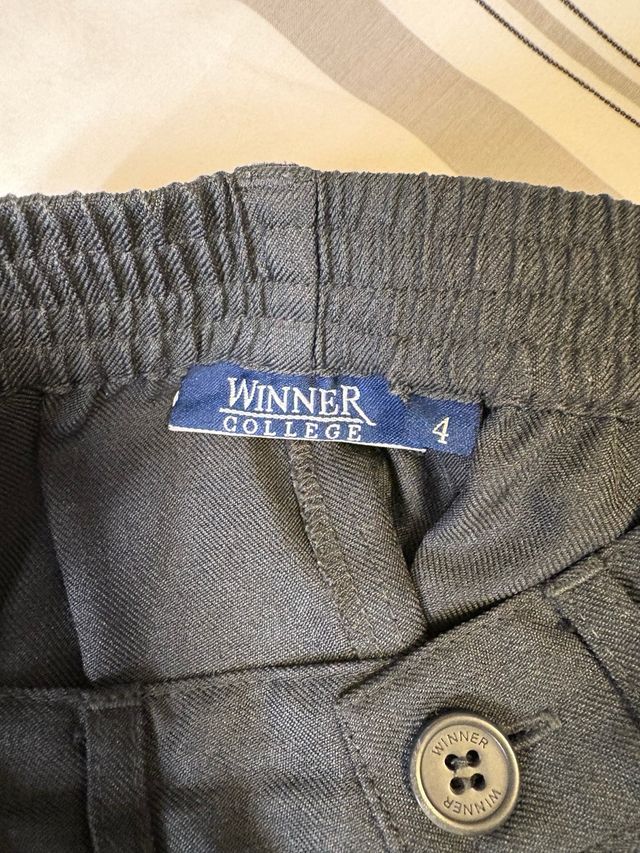 Pantalón corto escolar Winner Talla 4