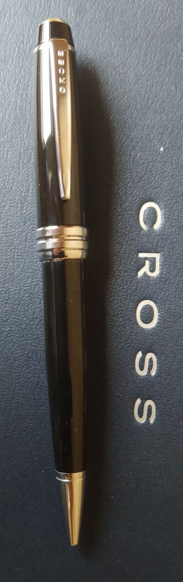 Bolígrafo y tarjetero Cross