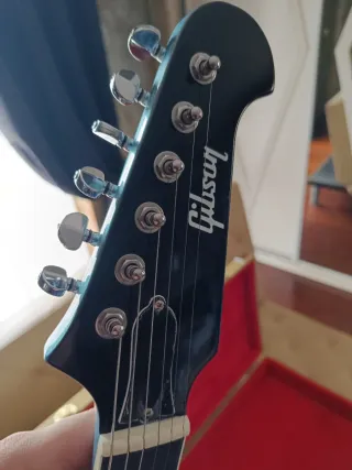 Gibson DG nr 199. Gibson de Dave Grohl