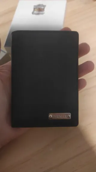 Cartera de piel Zerimar negra nueva