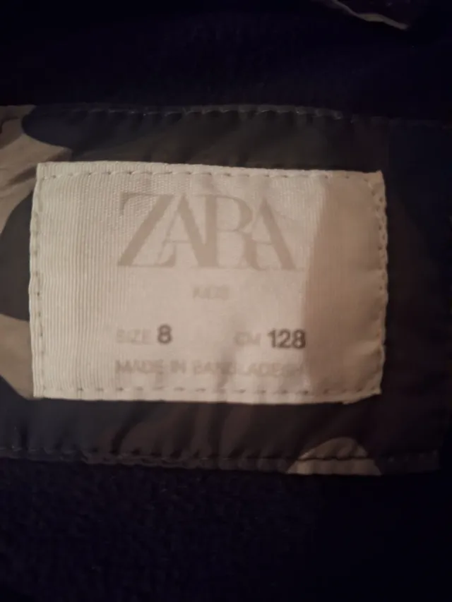 Cazadora camuflaje con capucha