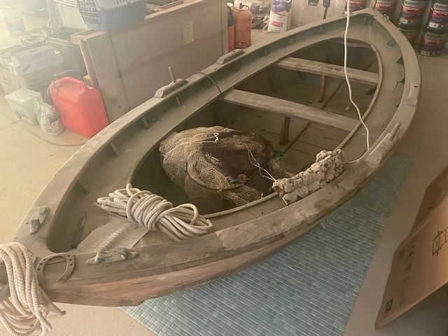 Barca de madera para decoración