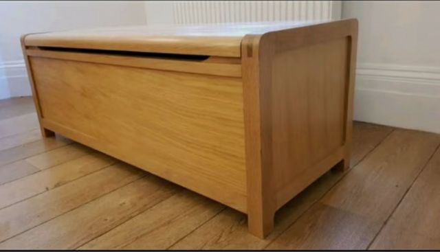 Baúl de roble Habitat (dos disponibles)