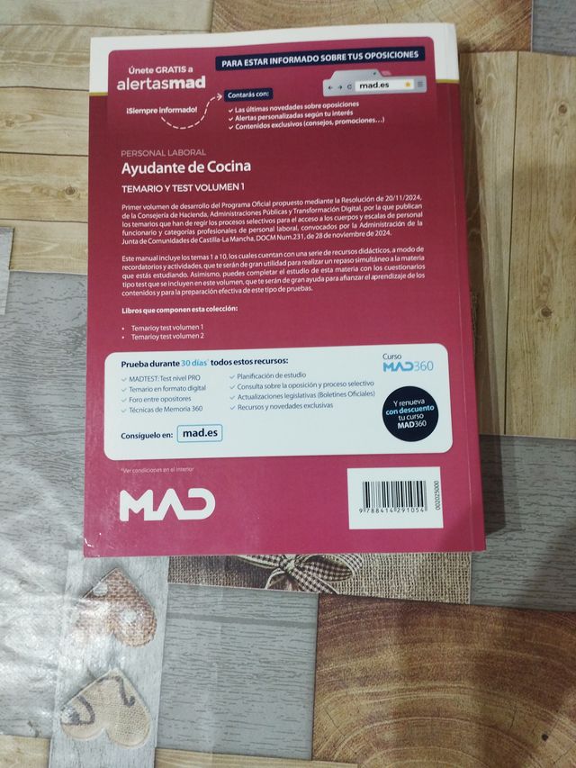 Personal laboral ayudante de cocina.