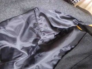 Chaqueta elegante gris y negra