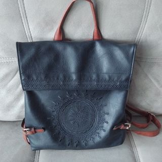 Mochila azul diseño