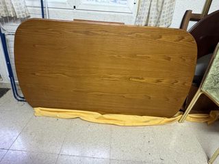 Mesa de salón y 6 sillas