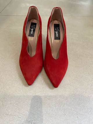 Zapatos de tacón rojos ante talla 37