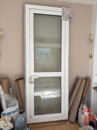 Puerta Aluminio Ext. Blanca SCHUCO