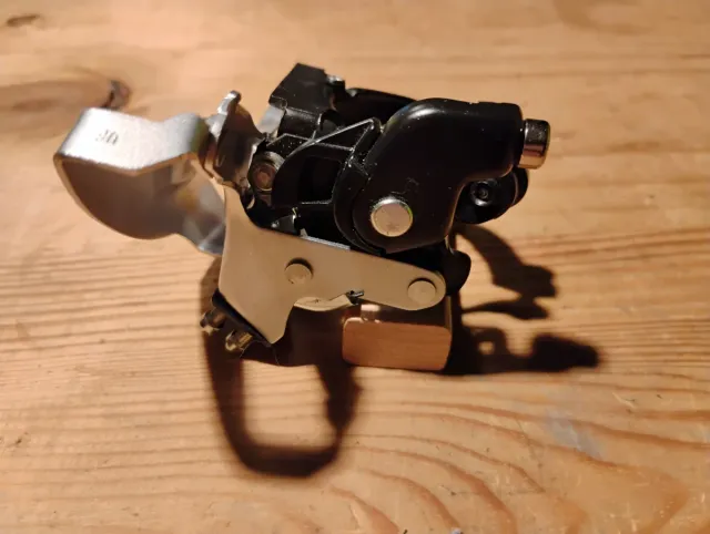 Desviador Shimano Altus 2x8v