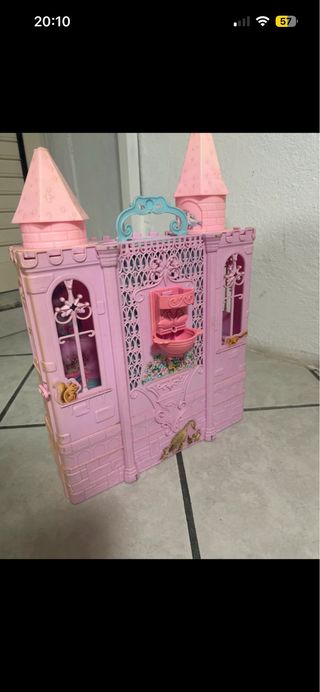 Castello Barbie Lago dei Cigni