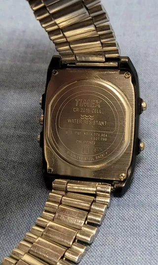 Lotto 4 Orologi Vintage Casio e Timex