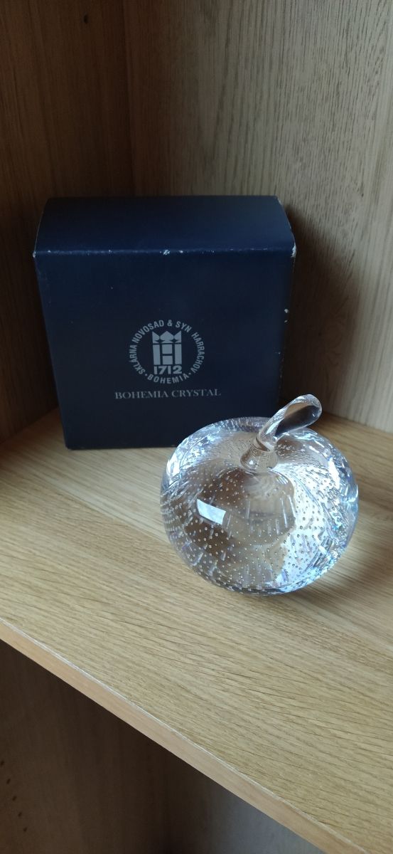 Figura Cristal Bohemia Manzana