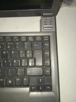 Ordenador portátil Hundy negro/gris