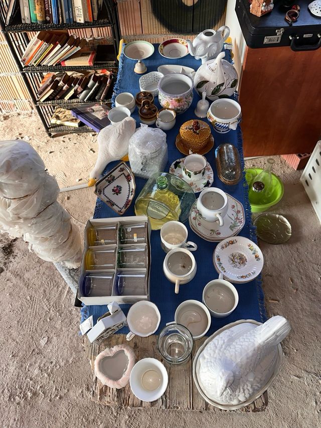 Vajilla de cristal y cerámica 