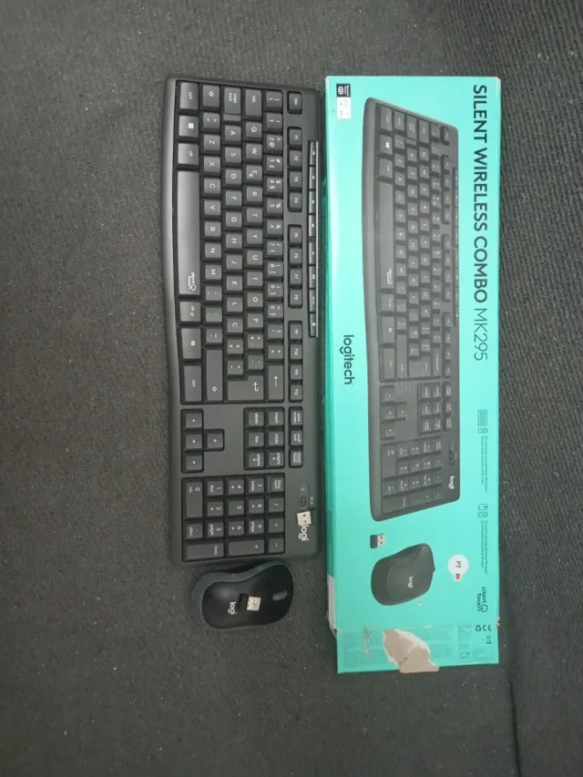 Teclado e rato sem fios Logitech MK295