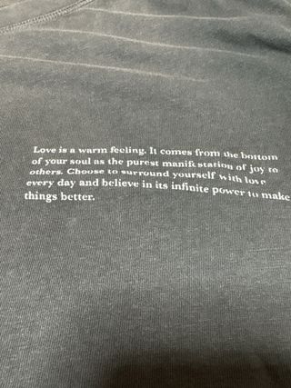 Lote 4 Camisetas, una sin usar, otra hecha a mano