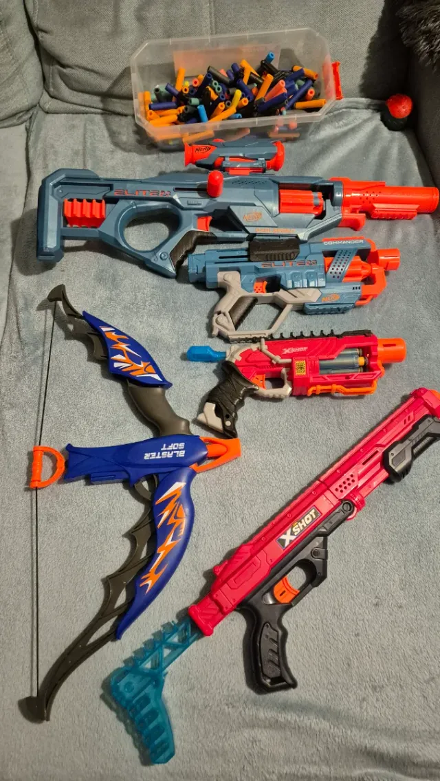 Lote 5 Pistolas Nerf y X-Shot