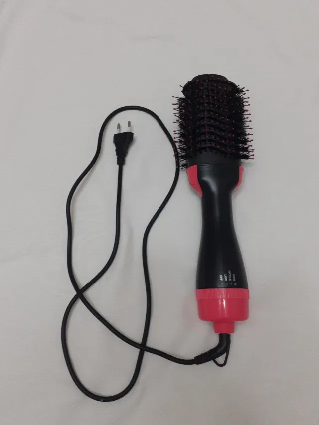 Secador Moldeador Negro y Rosa