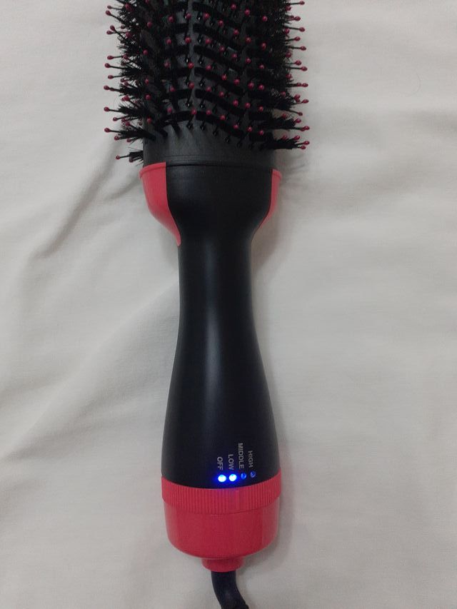 Secador Moldeador Negro y Rosa