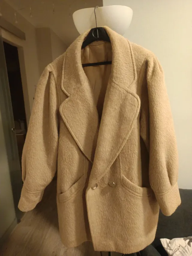 Abrigo Beige estilo Vintage Talla 46-48 como Nuevo