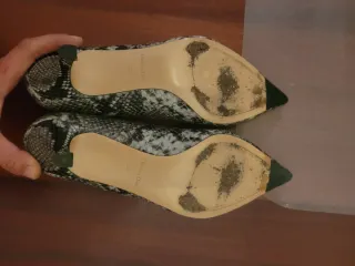 Zapatos tacón Massi Dutti estampado serpiente.