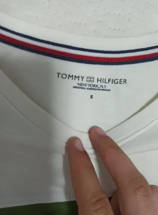 Camiseta Tommy Hilfiger Colorblock Talla XL