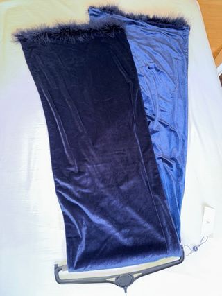 Chal de fiesta de terciopelo con plumas