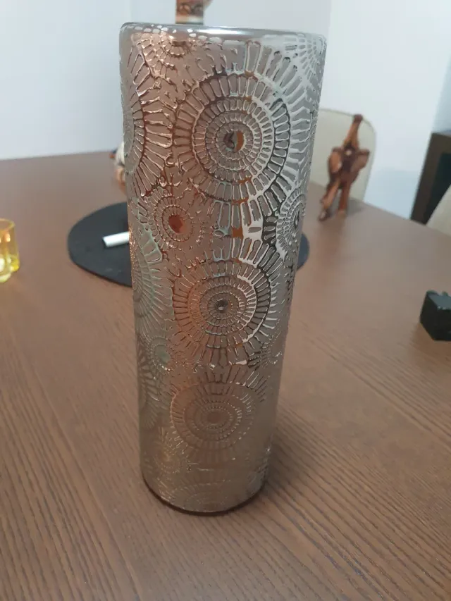 Jarrón de cristal plateado de diseño