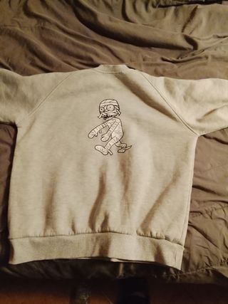 Felpa beige con stampa mummia