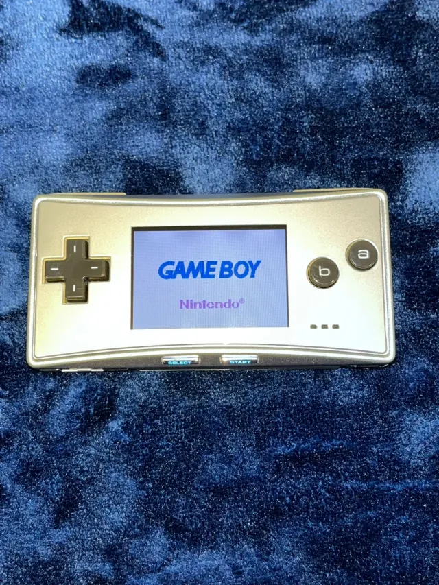Nintendo Game Boy Micro Plata