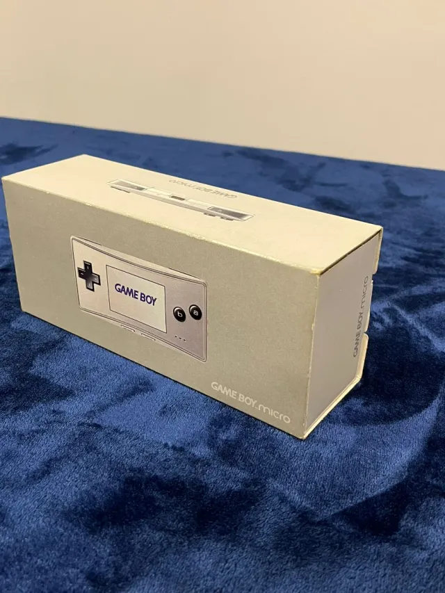 Nintendo Game Boy Micro Plata