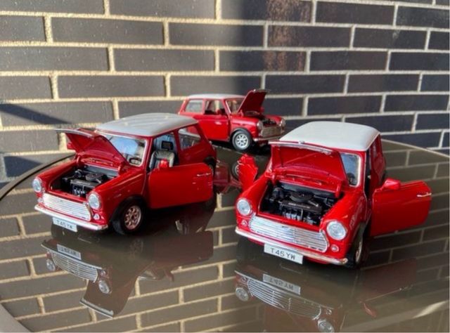 Mini Cooper 1:16 Bburago Rosso