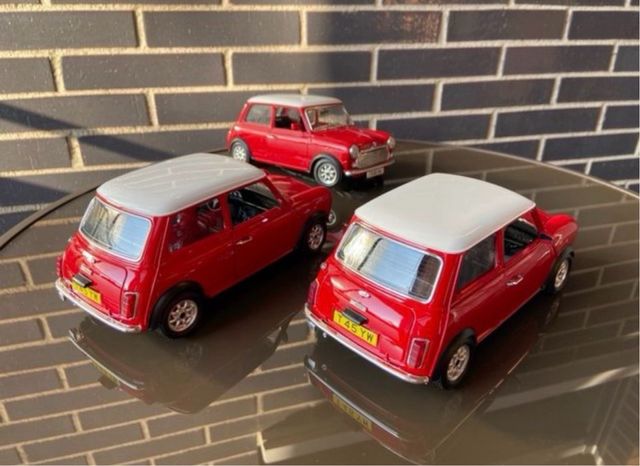 Mini Cooper 1:16 Bburago Rosso