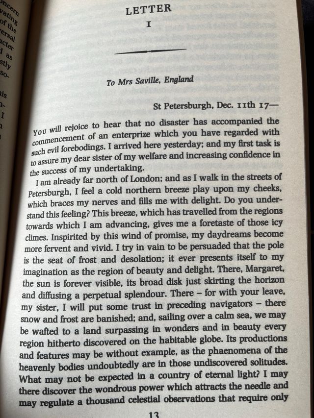 Libro “Frankenstein” en inglés