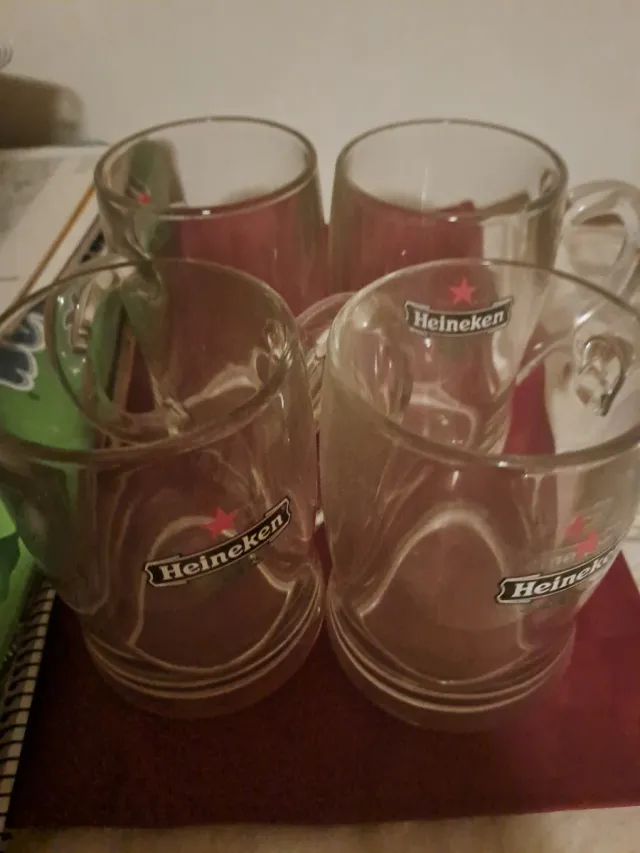 4 tazze da birra in vetro Heineken