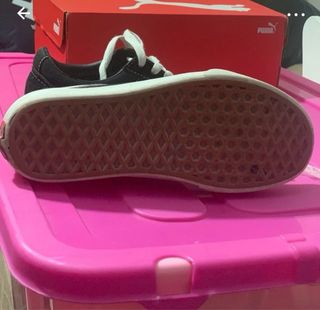Zapatillas Vans Negras y Blancas