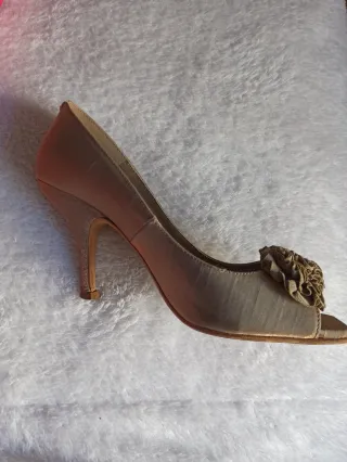 Zapatos de tacón Marypaz tela brillante