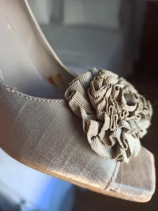 Zapatos de tacón Marypaz tela brillante