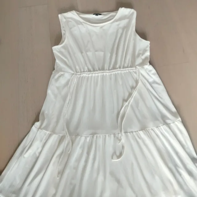 Vestido blanco Cortefiel .