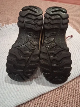 Botas Montaña Quechua Novadry, talla 245