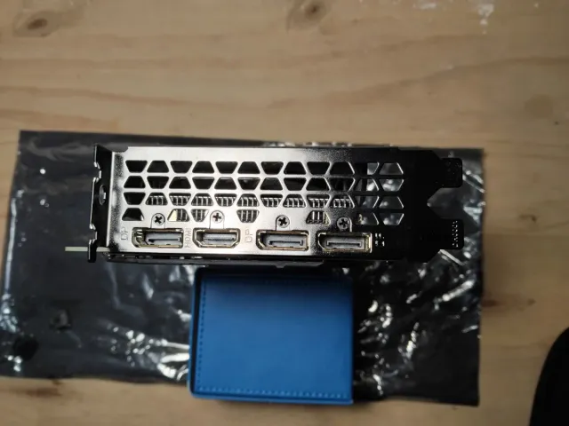 Nvidia Gtx 1660 Oc 6gb Ddr6 Gv-n1660oc-6gd